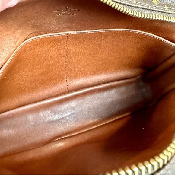 Louis Vuitton Trousse 28 cosmetic clutch crossbody bag with strap and charm - Picture 7 of 16